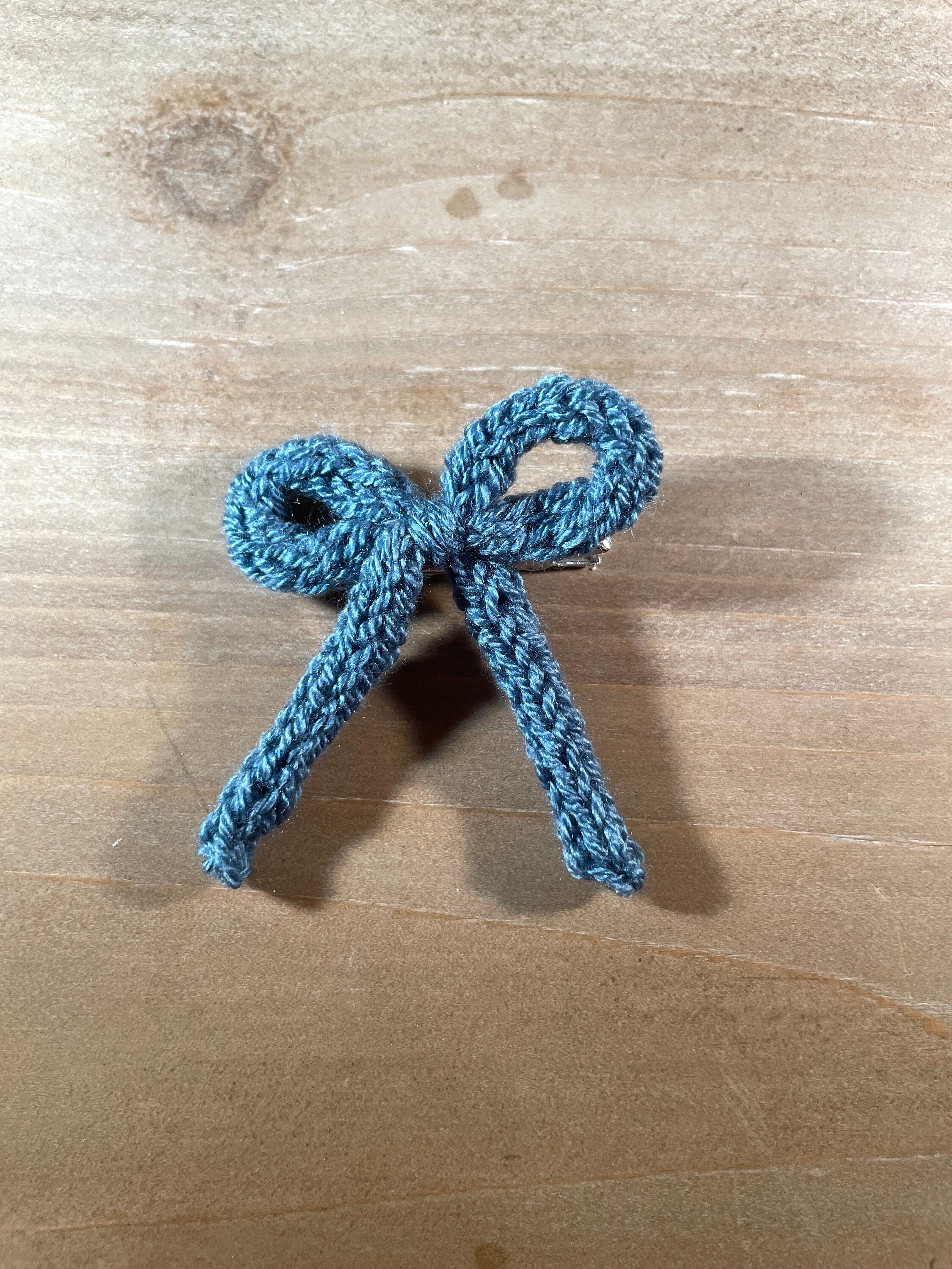Knit Bow Clip