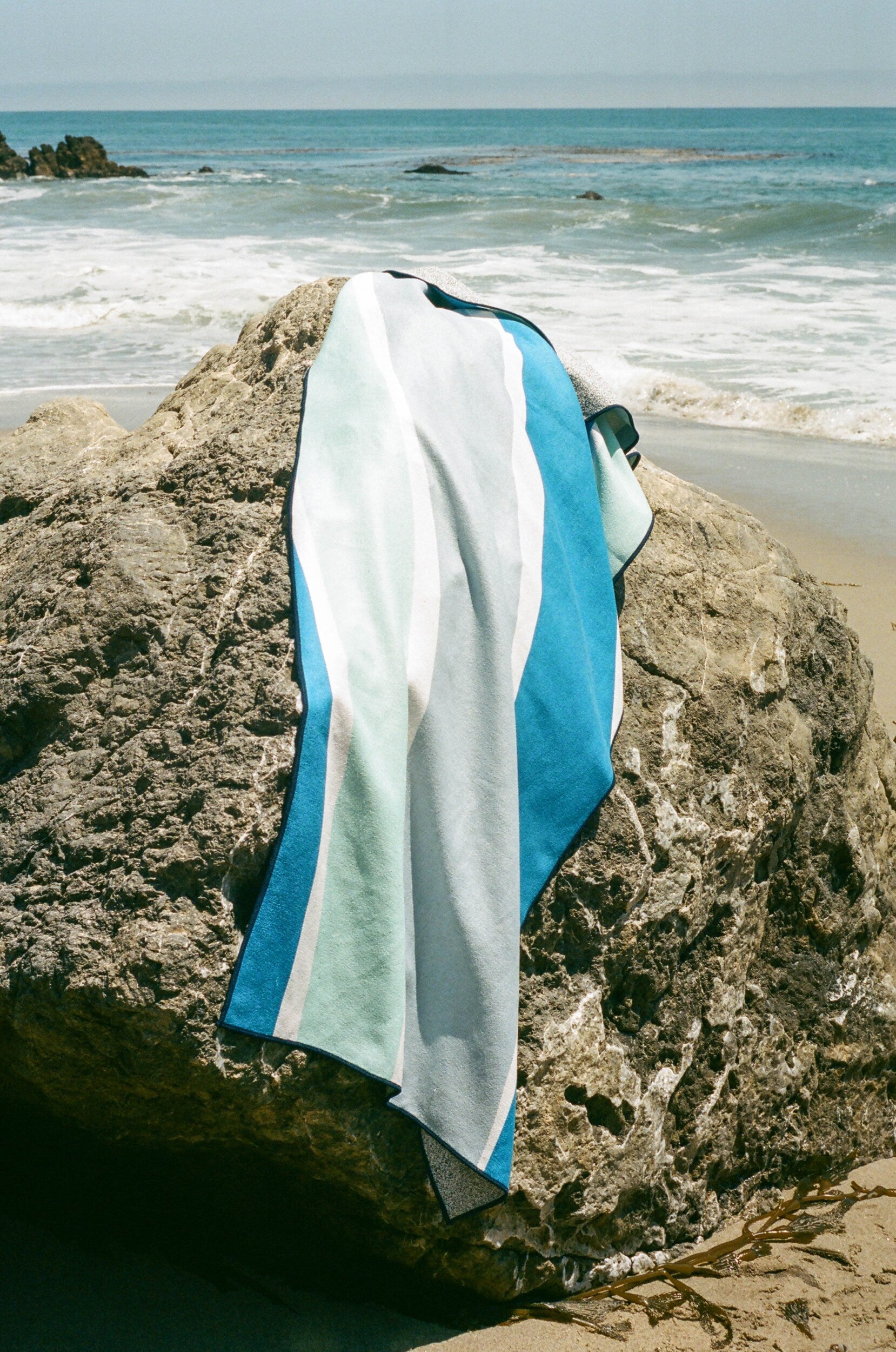 Coastal Blue/Yoga Towel/Beach Towel/Travel Towel/Camping Towel/Surf Towel/Microfiber Towel/Sustainable Plastic Recycled Fabric
