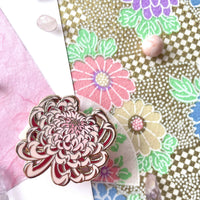 Pin Pink Japanese Spider Mum Elegant Flowers • Enamel Pin