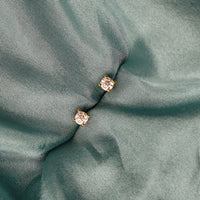Customizable Diamond Stud Earrings-nunchi