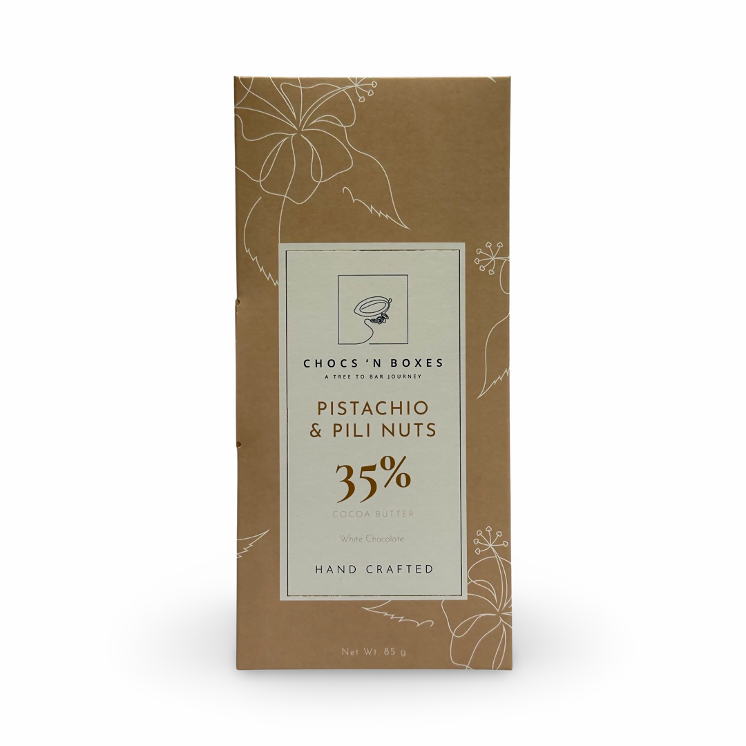 White Chocolate with Pistachio Pili Nuts [85g]