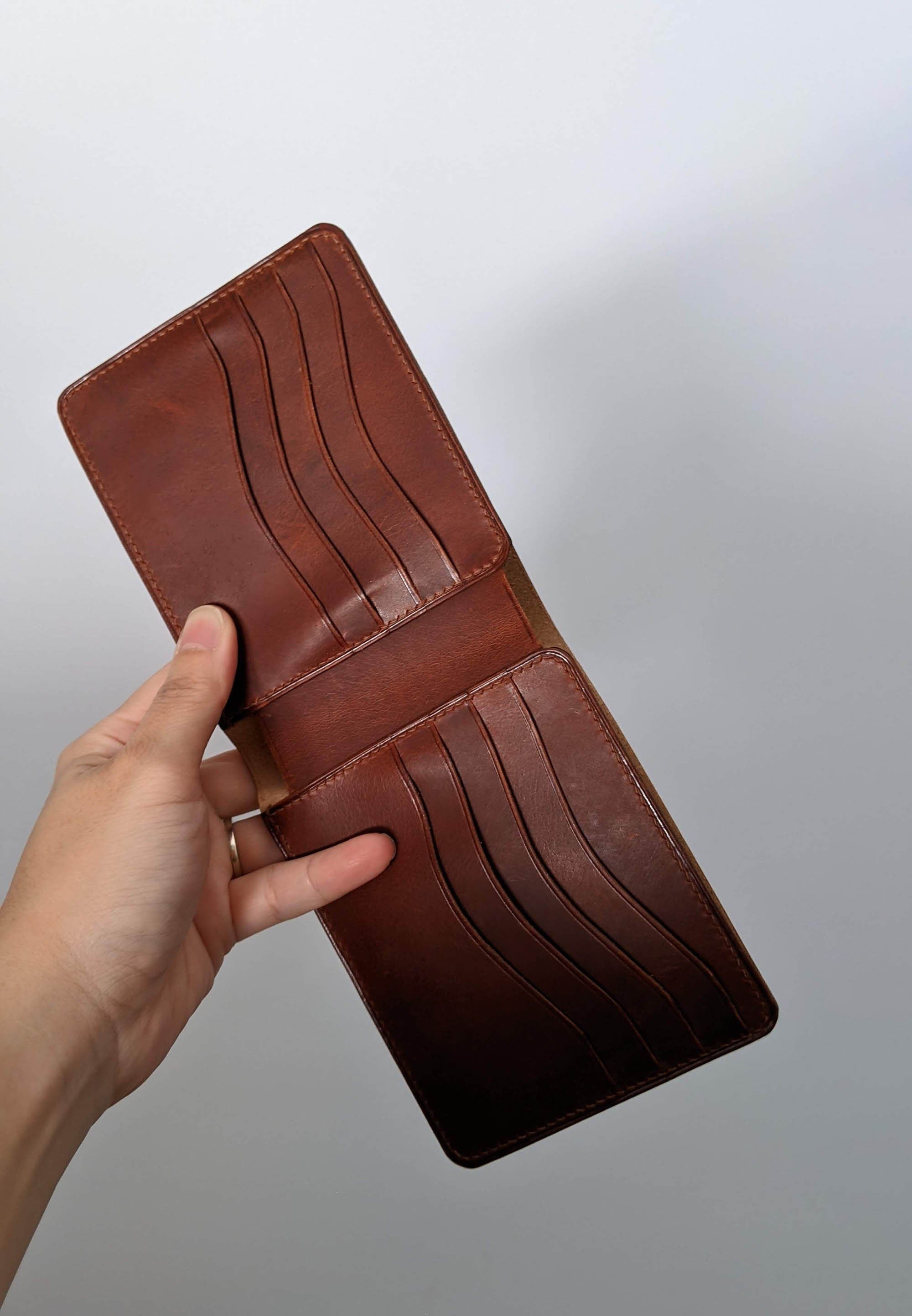 Handmade Brown Leather 8 Card Slot Bifold, Handcrafted EDC Bifold Wallet Italian Vegetable Tanned Dollaro, Wax Pull up, Made in Spain